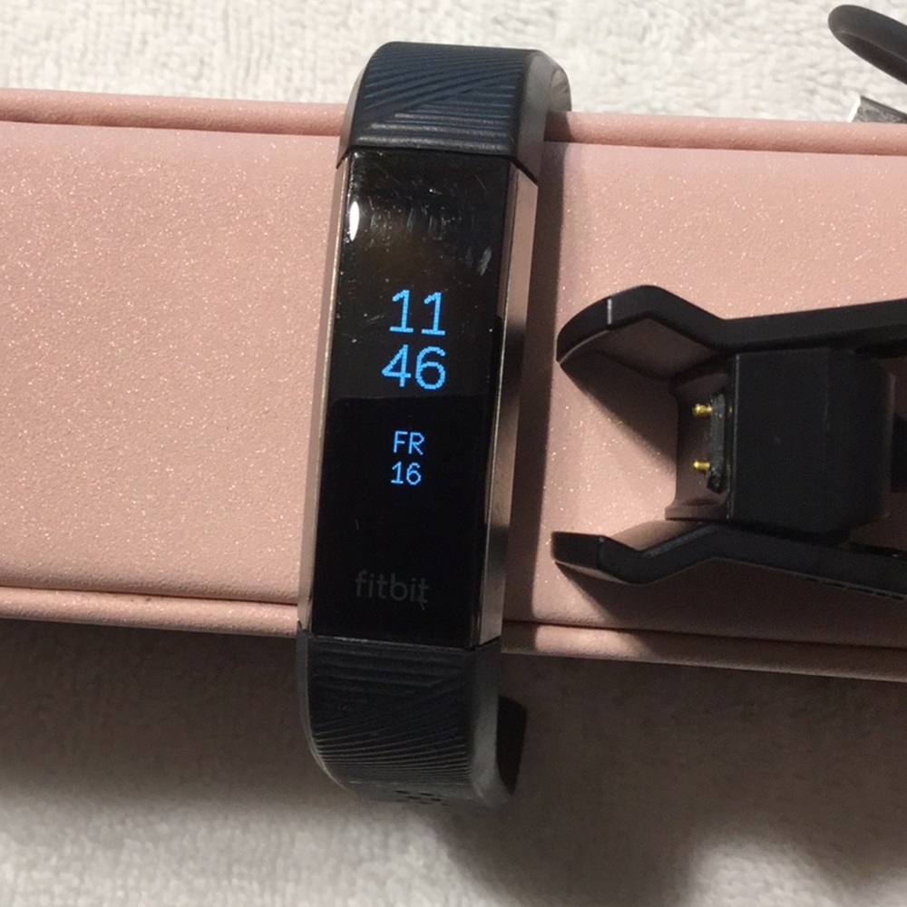 Fitbit Alta HR